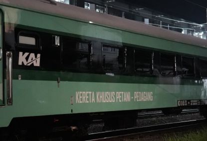 KAI Commuter dan KAI Siapkan Layanan Khusus Petani-Pedagang di Commuter Line Merak - Layanan ini akan tersedia pada 14 perjalanan Commuter Line Merak per hari
