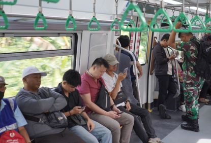 Cuti Bersama, KAI Commuter Layani 380 Ribu Lebih Pengguna Hingga Siang Ini Stasiun Tanah Abang dan Sudirman Sebagai Stasiun Tujuan Dengan Pengguna Terbanyak