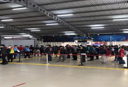 Layanan KRL Senin Pagi Ini Tertib di Tengah Peningkatan Jumlah Pengguna