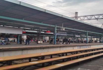 Pagi Ini Jam Operasional KRL Kembali Normal, Layanan Berjalan Kondusif dengan Tetap Mengutamakan Protokol Kesehatan