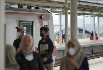Tren Kenaikan Pengguna Pada Bulan Mei 2024 Di Hari Kerja dan Akhir Pekan - Gunakan Commuter Line Pada Akhir Pekan ini untuk Kembali Ke Tempat Aktivitas Rutin Esok