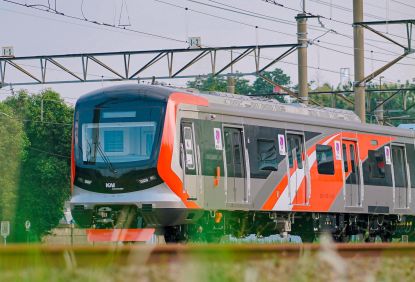 Pastikan Keselamatan dan Kenyamanan Operasional Sarana KRL Baru, KAI Commuter Lakukan Uji Dinamis - Pengelola juga memastikan uji dinamis dilakukan di luar jam sibuk